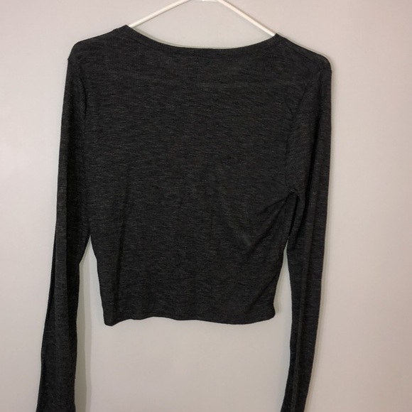 Crop top - Picture 4 of 4